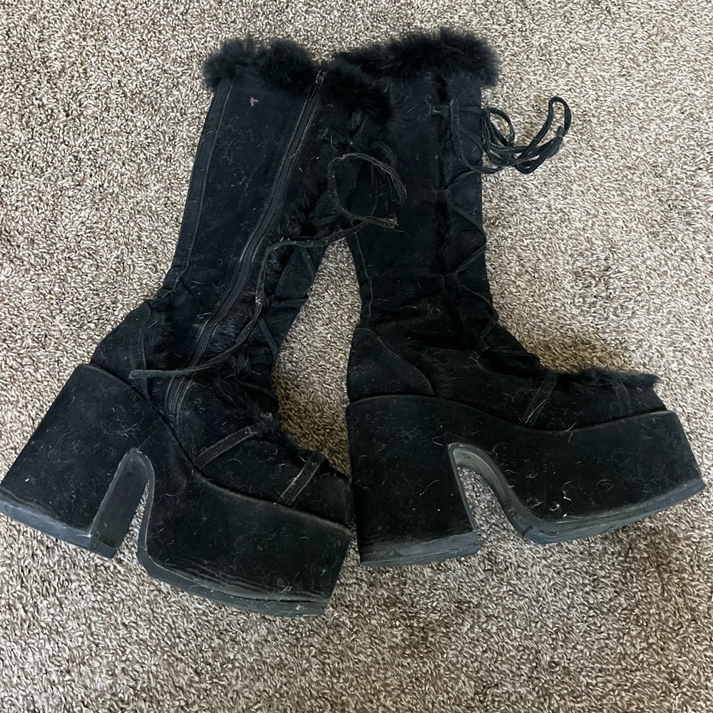 Demonia Gogo Boots - Size 9